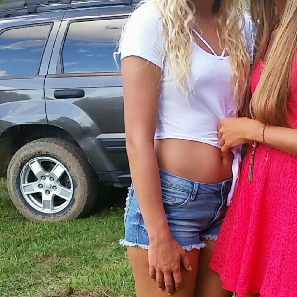 Really cute country crop top